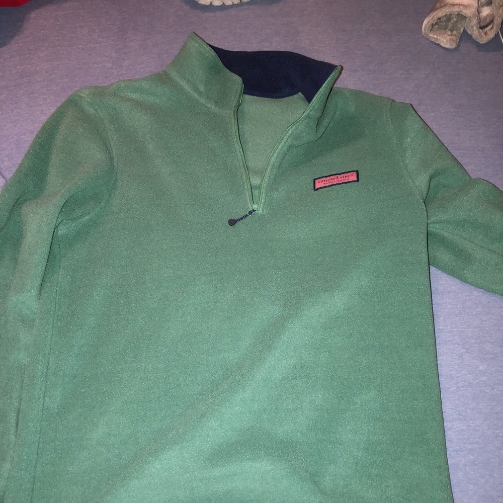 Vineyard vines sweater